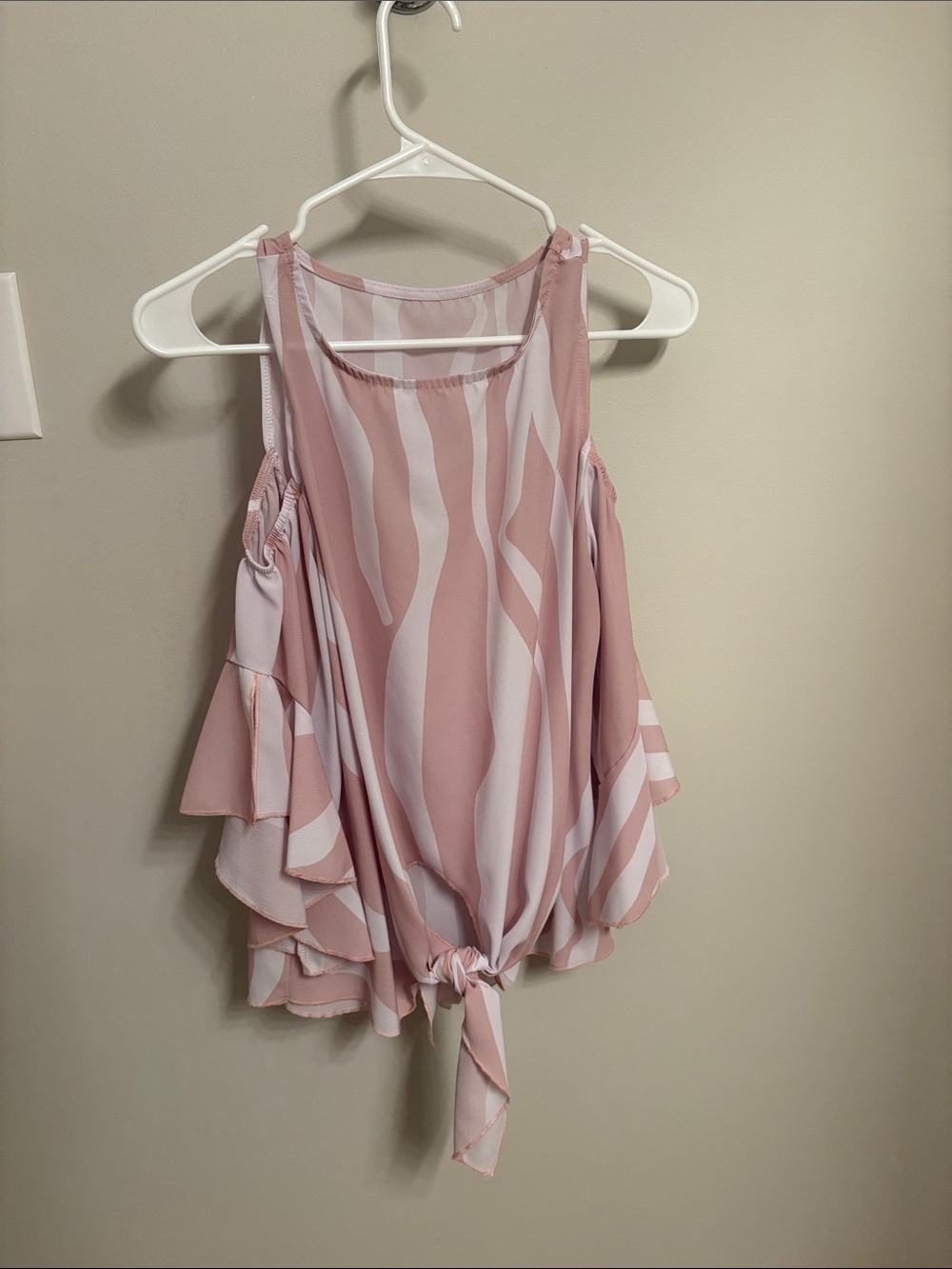 Cold-Shoulder Tie-Hem Women's Top in Blush Pink